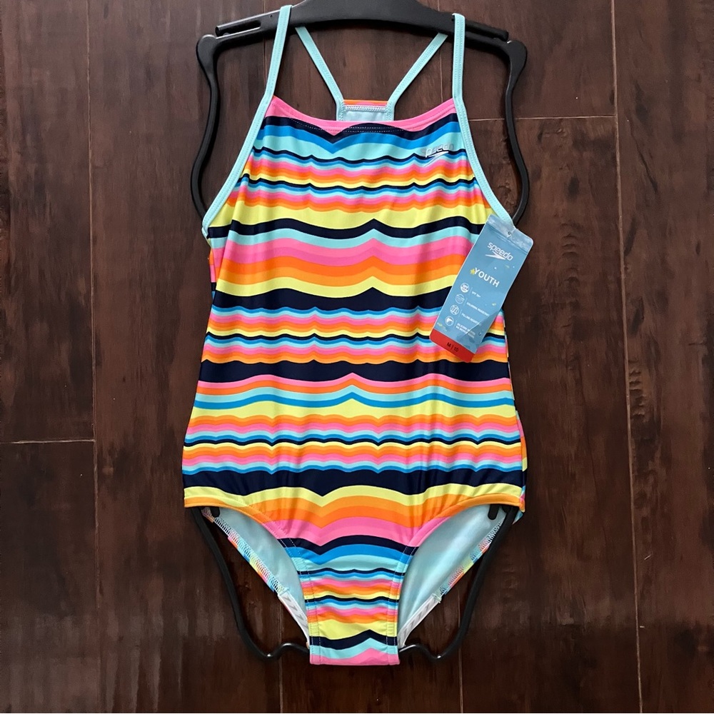 *NEW * Speedo Girl’s One Piece Swimsuit
